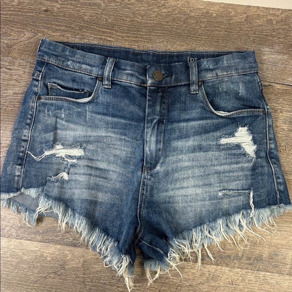 BLANKNYC] High-Rise Distressed Cutoff Denim Shorts – Size 28